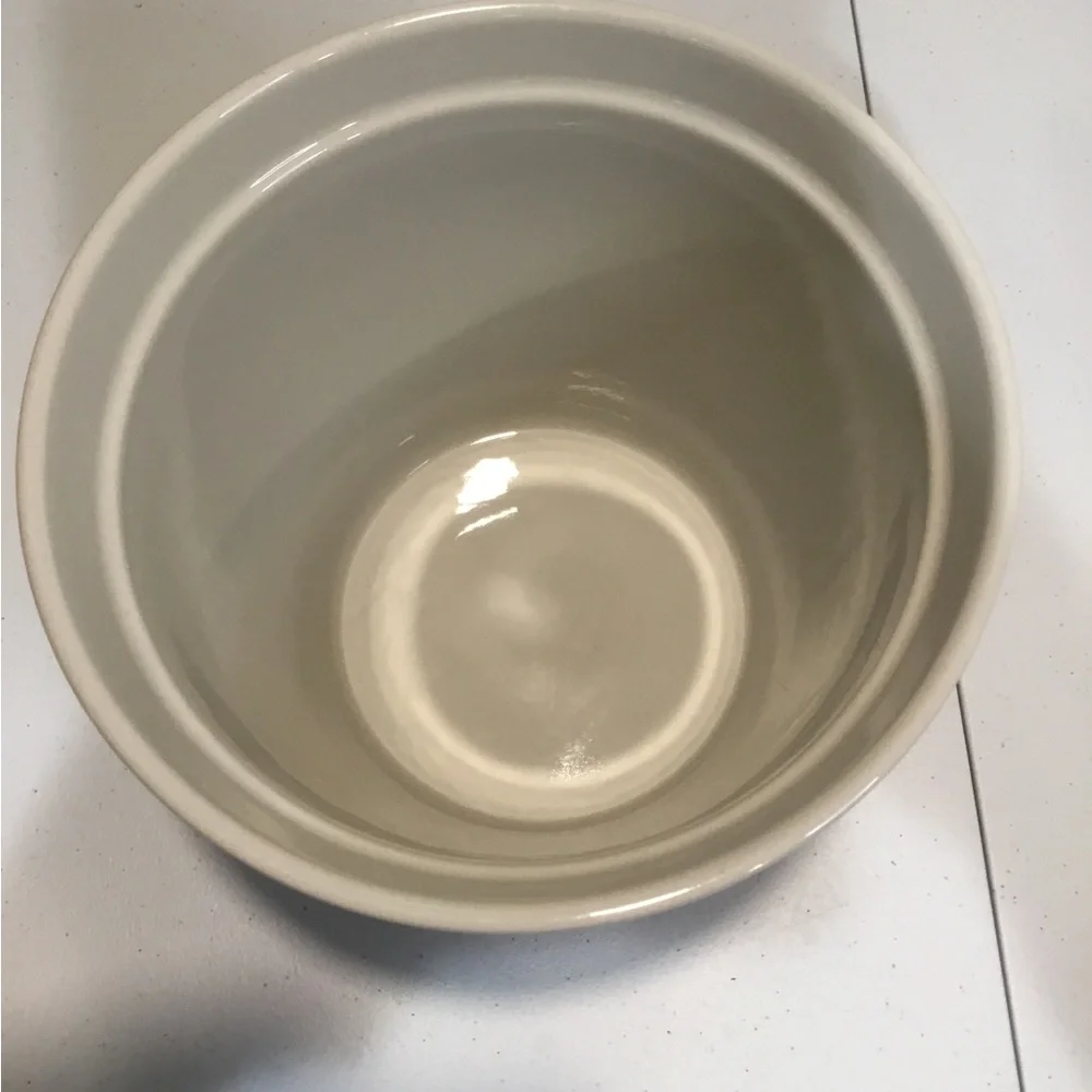 Popcorn Bowl Red White Striped Ceramic Family Size Tub 7 Inches By 8 Inches